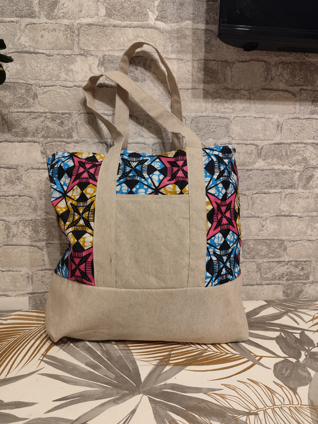 Binta. Totebag cousu main – pièce unique.