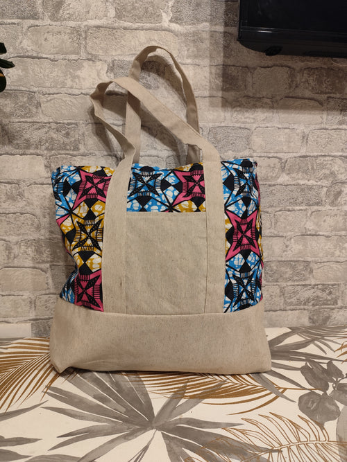 Binta. Totebag cousu main – pièce unique.